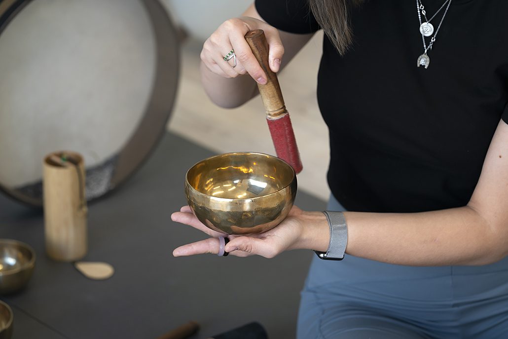 Sound Healing 101: The Transformative Power of Singing Bowls