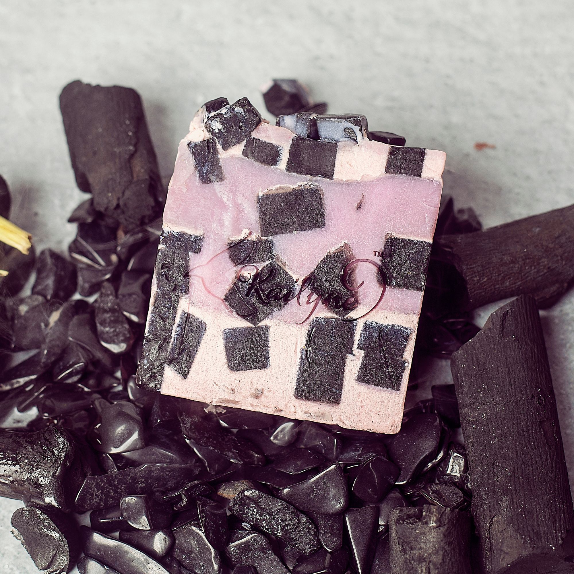 Melt and Pour Charcoal and Rose Hey Girl!