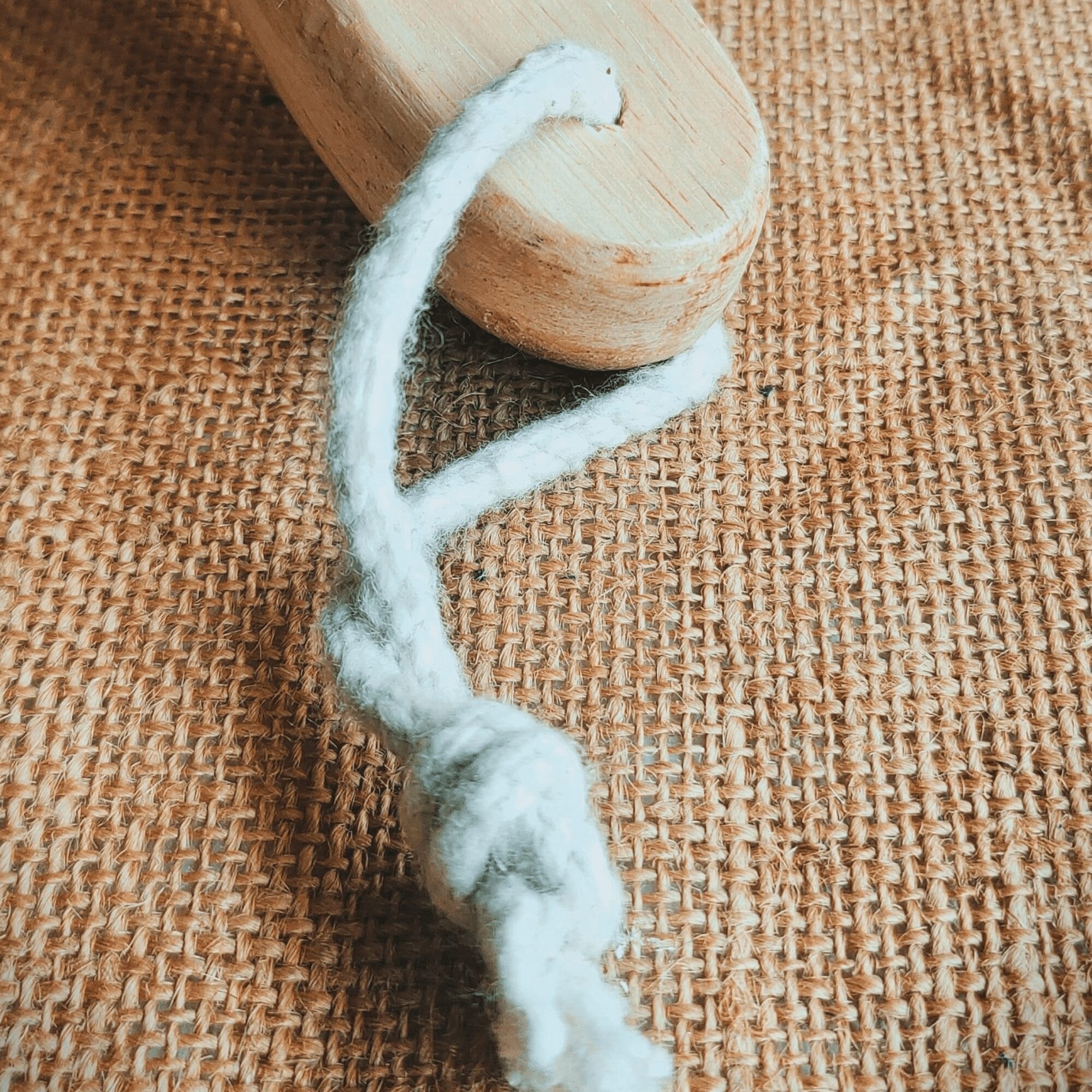 Eco-Friendly Coconut Fiber Dry Body Brush with Bamboo Handle - Image 3