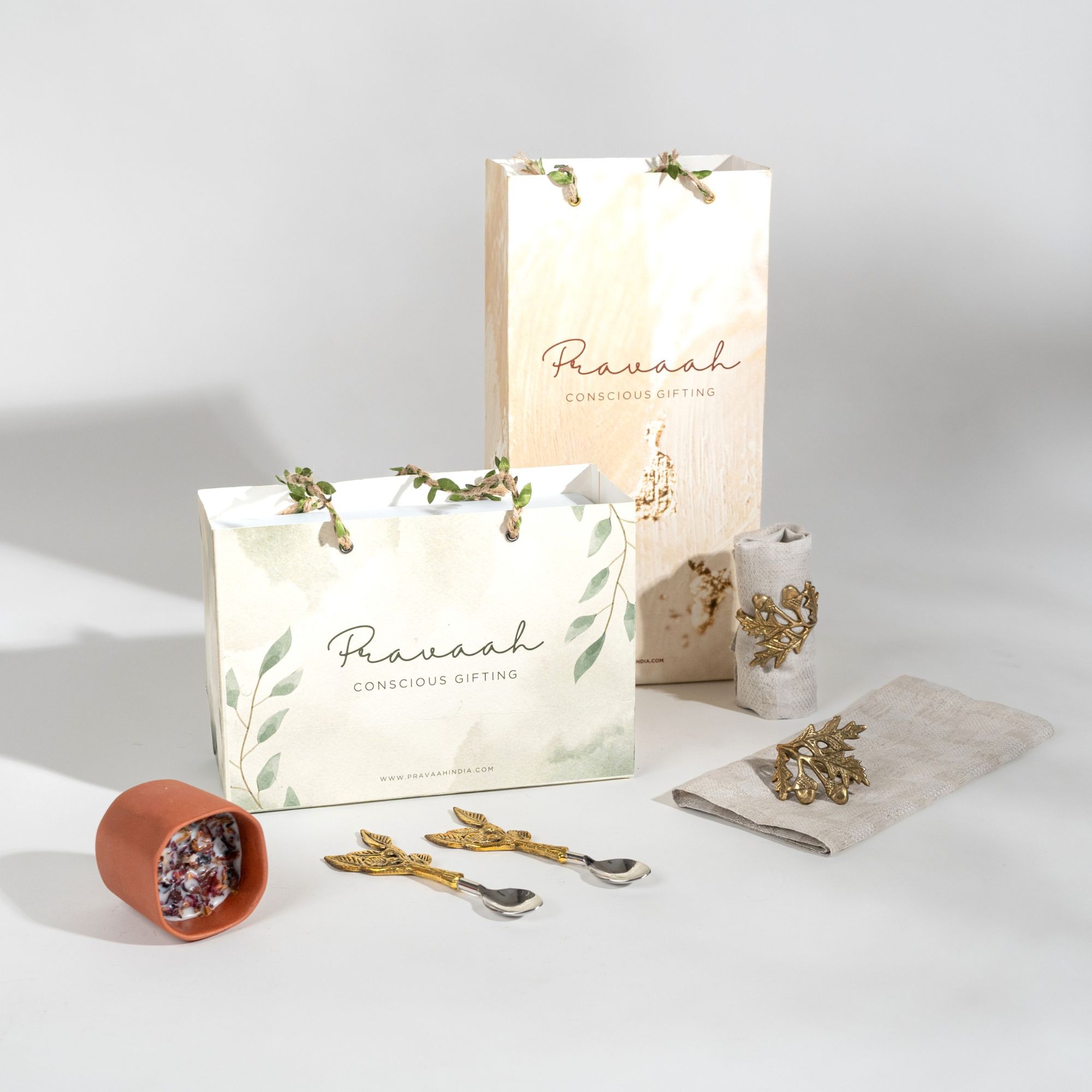 The Fragrance Box XL l Thoughtful Gifting Box l Set of 4 Products