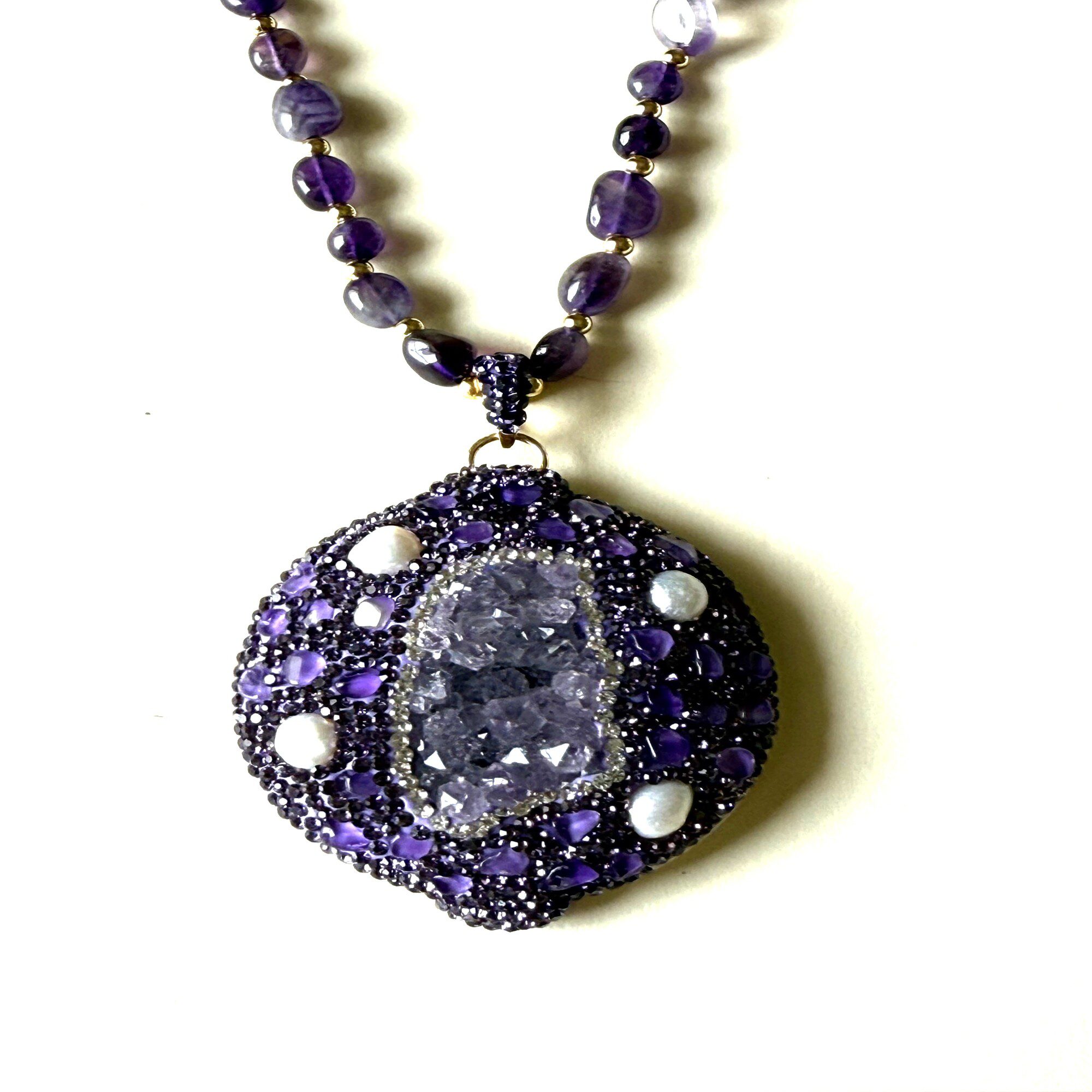 Regal Amara Necklace