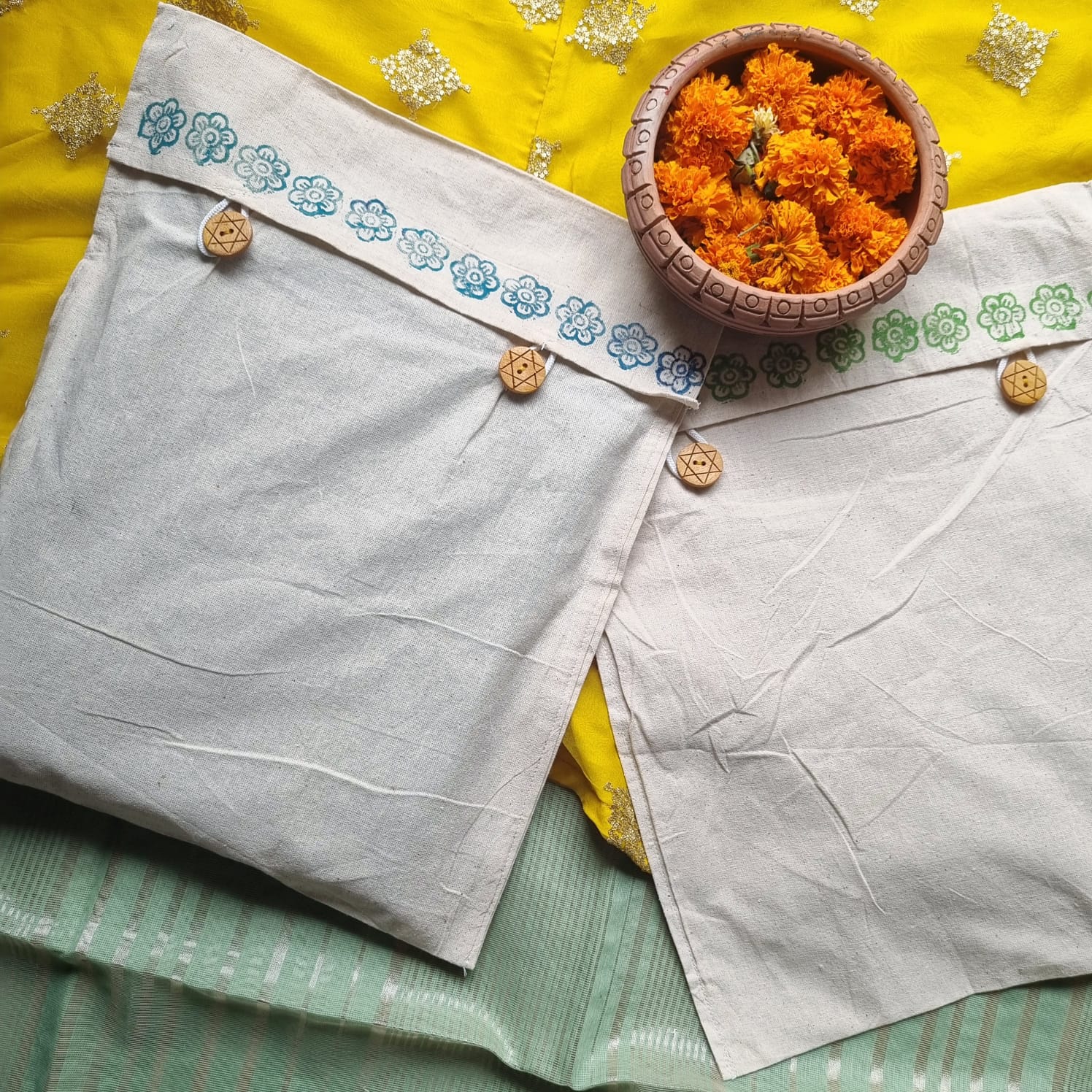 Handblocked Muslin Saree Pouches (set of 3) - Image 2