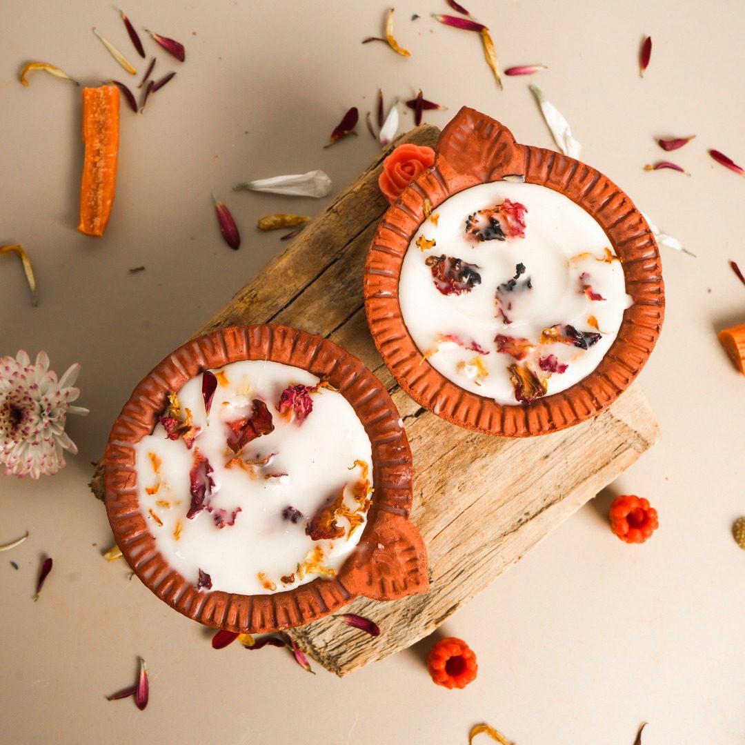 Handcrafted Glow Gift Hamper - Image 2